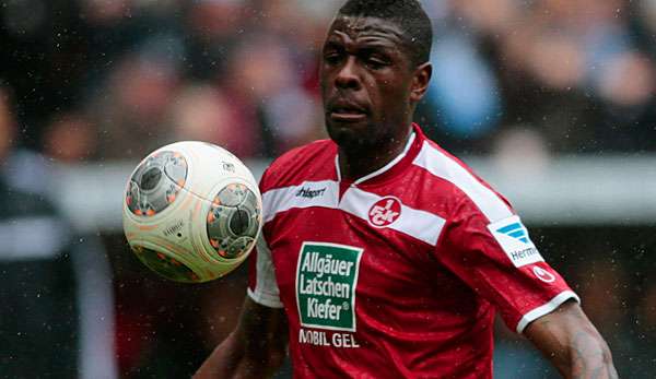 Idrissou schoss die Dresdner mit einem Doppelpack Richtung 3. Liga