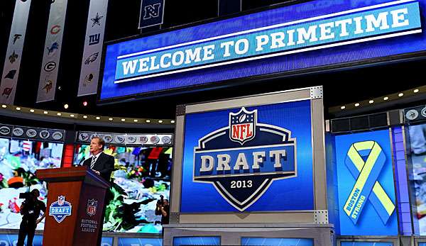 NFL-Commissioner Roger Goodell wird um genau 2 Uhr aufs Podium treten