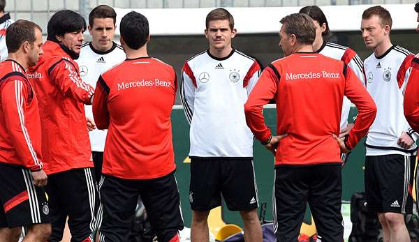 Training der Nationalmannschaft im Stadion am Millerntor in Hamburg