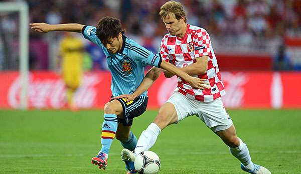 Ivan Strinic (r.) kann seinem Team in Brasilien nicht helfen