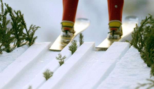 Eine Skisprungschanze in der Türkei wurde bei einem Erdrutsch völlig zerstört