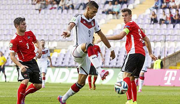 Schießt Davie Selke (M.) die deutsche Mannschaft zum Titel?