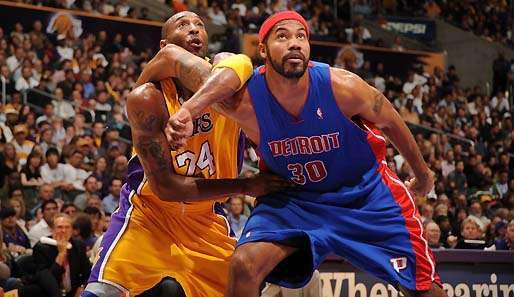 Kobe Bryant (links) im Zweikampf mit Rasheed Wallace