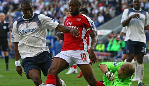 William Gallas (Mitte) ist nach seinen Kommentaren aus dem Arsenal-Kader geflogen