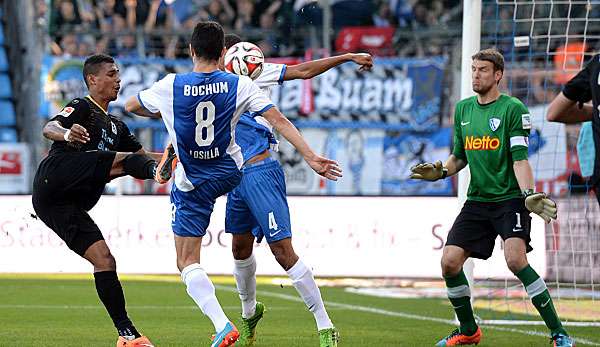 Rubin Okotie (l.) erzielte beim 3:0-Erfolg der Löwen zwei Treffer per Kopf