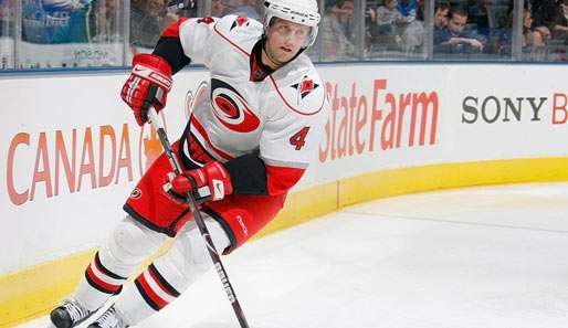 Trotz des neunten Saison-Assist von Dennis Seidenberg verloren die Carolina Hurricanes