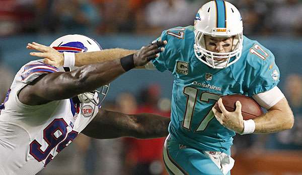 Ryan Tannehill (r.) und Miami setzten sich gegen Buffalo durch