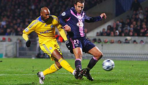 Nicolas Anelka erzielt das 1:0 für Chelsea gegen Bordeaux