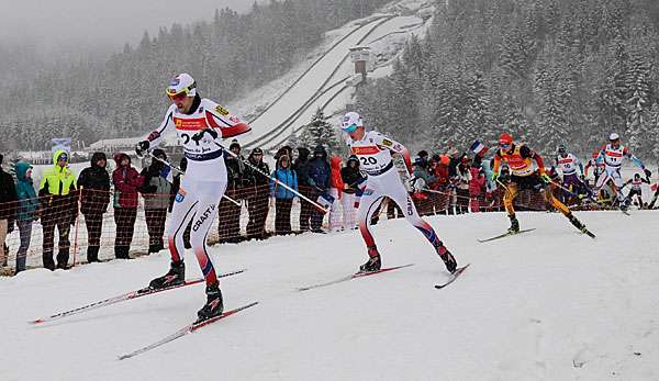 Fabian Rießle (r.) verteidigte mit Platz sieben das Gelbe Trikot