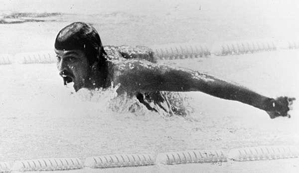 Mark Spitz pflügt durchs Wasser: 1972 war niemand schneller als er