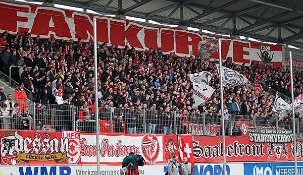 Die Mehrzahl der Cottbus-Fans sind friedlich, doch manche schossen über das Ziel hinaus