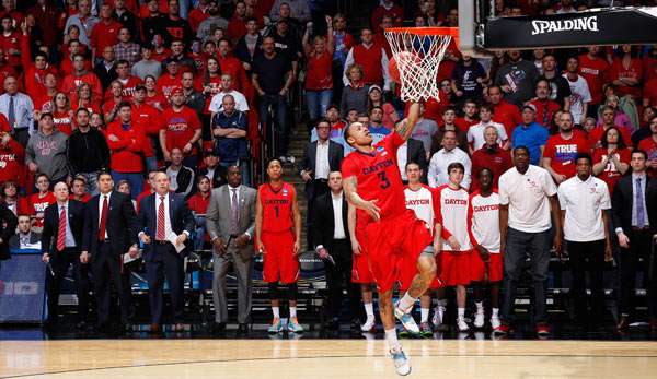 Ganz Dayton peitschte die Flyers zum Sieg über Boise State