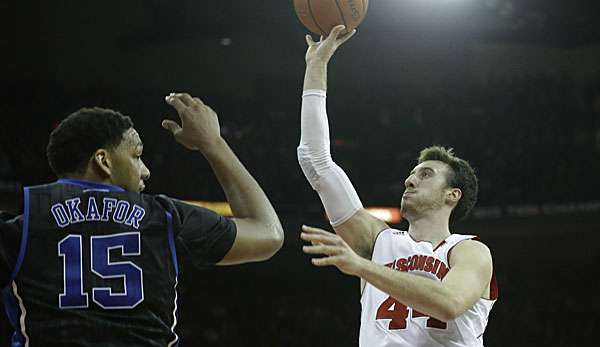 Das Duell zwischen Jahlil Okafor (l.) und Frank Kaminsky könnte das Turnier entscheiden