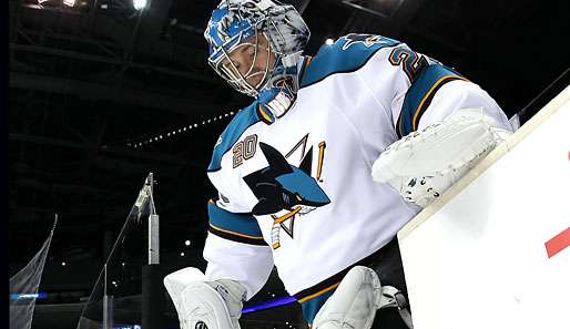 Kein guter Tag für Sharks-Goalie Jewgeni Nabokow