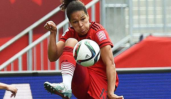 Celia Sasic peilt mit dem DFB-Team den WM-Titel an