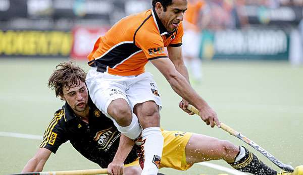 Tobias Hauke (l.) trifft bei der Endrunde am Hamburger Rothenbaum auf den Uhlenhorster HC 