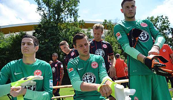 Heinz Lindner (M.) spielte vor seinem Wechsel nach Frankfurt elf Jahre lang für Austria Wien