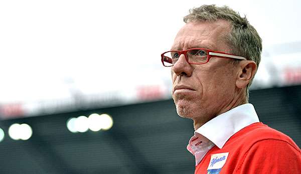 Peter Stöger erlebte einen entspannten Nachmittag an der Seitenlinie in Meppen