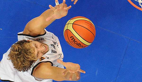 Dirk Nowitzki und das DBB-Team bekommen es in Bremen mit Kroatien zu tun