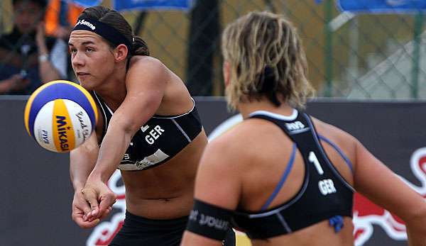 Kira Walkenhorst und Laura Ludwig sind in Long Beach im Halbfinale gescheitert 
