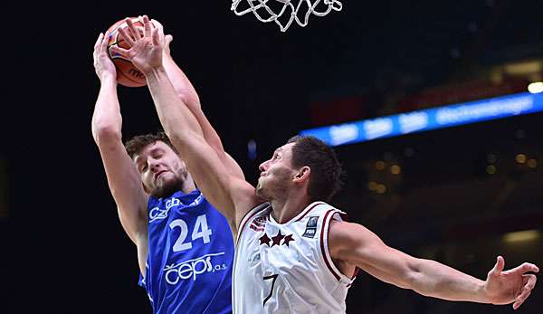Jan Vesely war von den Letten nicht zu stoppen