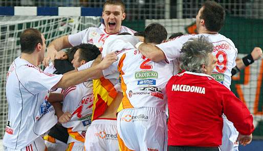 Mazedonien feiert ausgelassen den überraschenden 30:29-Sieg über Vizeweltmeister Polen