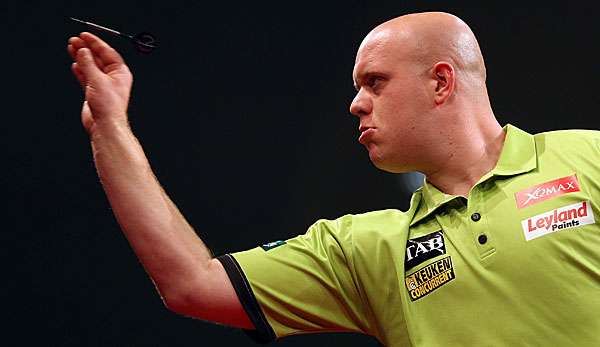 Michael van Gerwen zog souverän ins Achtelfinale ein