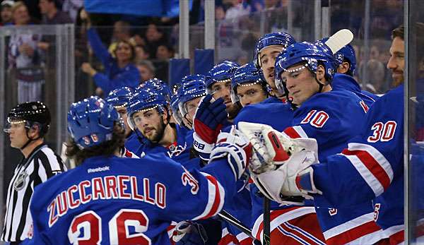 Mats Zuccarello kam beim Sieg der Rangers gegen Toronto auf ein Tor und zwei Assists