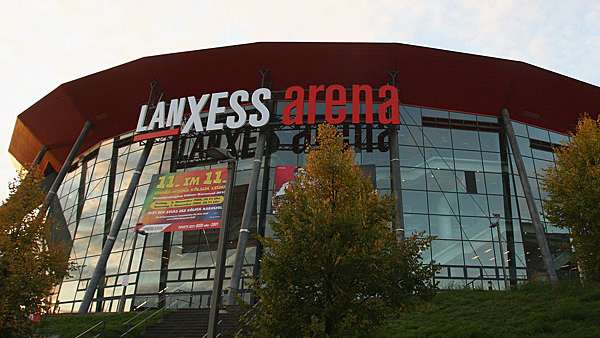 Die Lanxess Arena hat über 20.000 Plätze