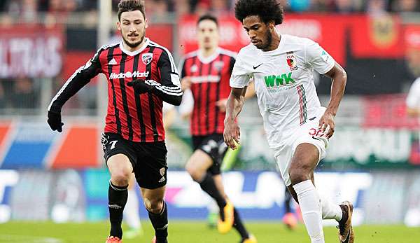 Der FC Ingolstadt hat gegen Augsburg durch einen späten Elfmeter gewonnen