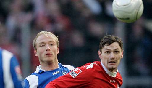 Köln und Karlsruhe lieferten sich ein Spiel mit vielen packenden Zweikämpfen