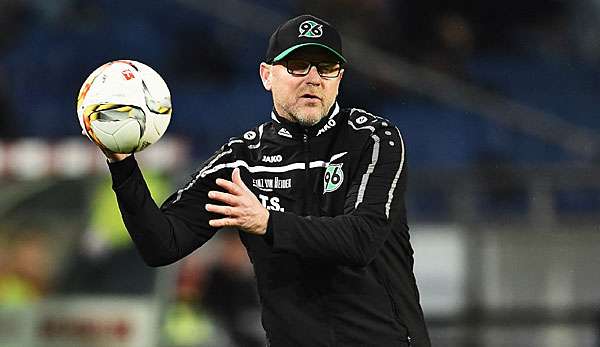 Für Thomas Schaaf und Hannover 96 setzte es im Derby eine 0:4-Schlappe