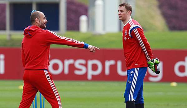 Manuel Neuer (r.) soll Pep Guardiola angeblich zu Manchester City folgen