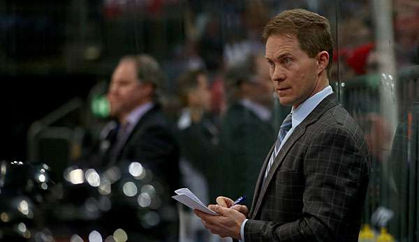 Cory Clouston steht ein weiteres Jahr an der Bande