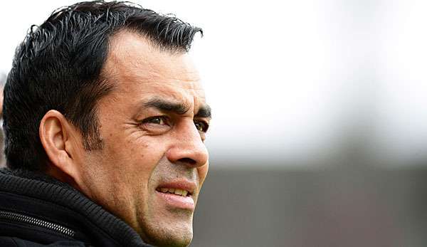 Robin Dutt ist über die Leistung des VfB verärgert 