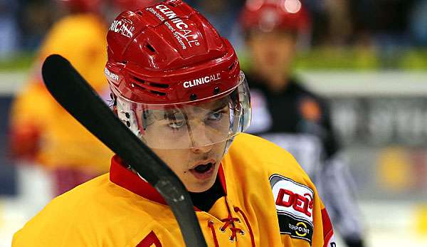 Daniel Fischbuch wechselt zur neuen Saison von der Düsseldorfer EG zu den Eisbären Berlin