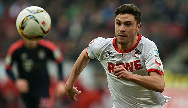 Jörg Schmadtke geht von einem Verbleib von Jonas Hector aus