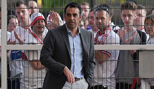 Robin Dutt steht beim VfB in der Kritik