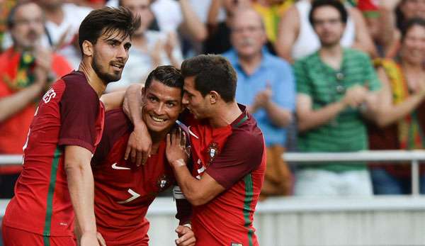 Portugal trifft in der Gruppe F auf Island