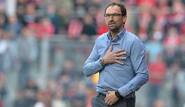 Claus-Dieter Wolitz bleibt Trainer bei Energie Cottbus