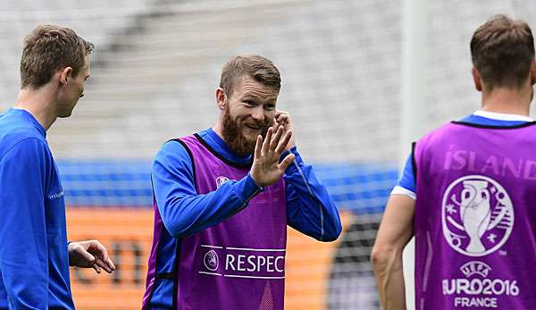 Aaron Gunnarsson lässt den Spaß im Training nicht zu kurz kommen