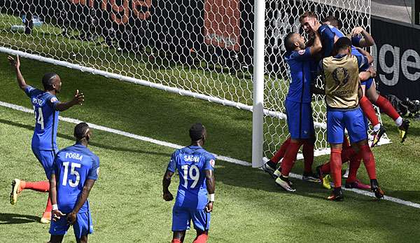 Von Zoff war beim Jubel über das 2:0 von Antoine Griezmann nichts zu spüren