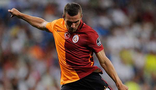 Lukas Podolski wird unter Riekerink in Istanbul spielen 