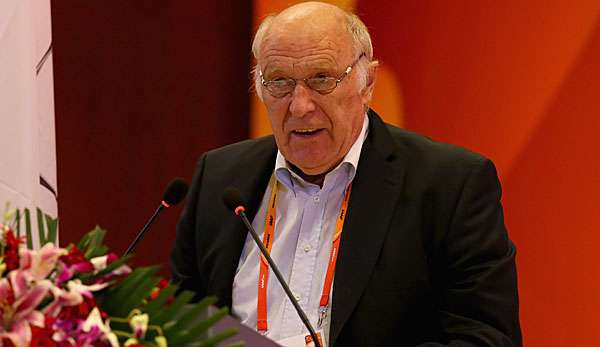 Der frühere DLV-Boss Helmut Digel nimmt Thomas Bach in Schutz