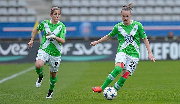 Caroline Hansen (r.) musste zuletzt wegen einer Schienbeinkopffraktur aussetzen