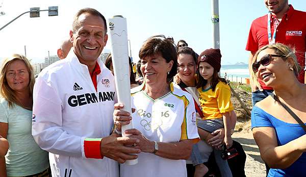 Alfons Hörmann (l.) ist seit Beginn der Spiele in Rio anwesend