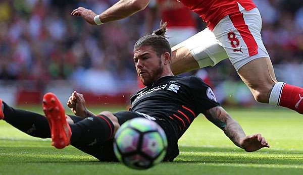 Alberto Moreno verursachte gegen Arsenal einen Elfmeter
