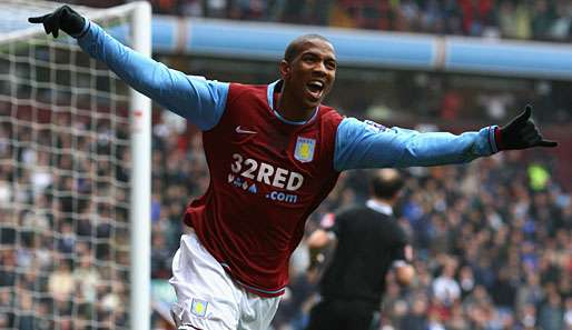 Ashley Young hat in dieser Saison bislang 7 Tore und 10 Assists für Aston Villa erzielt