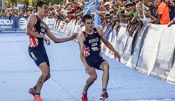 Alistair Brownlee trug Bruder Jenny über die Ziellinie