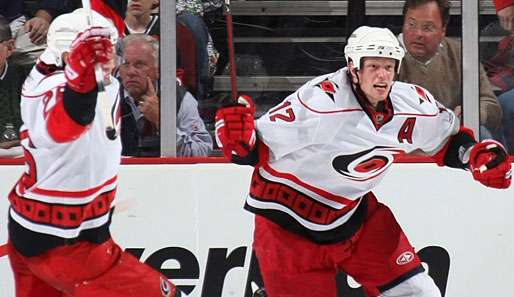 Mit dem zwischenzeitlichen Ausgleich ermöglichte Eric Staal den Hurricanes den Auswärtssieg